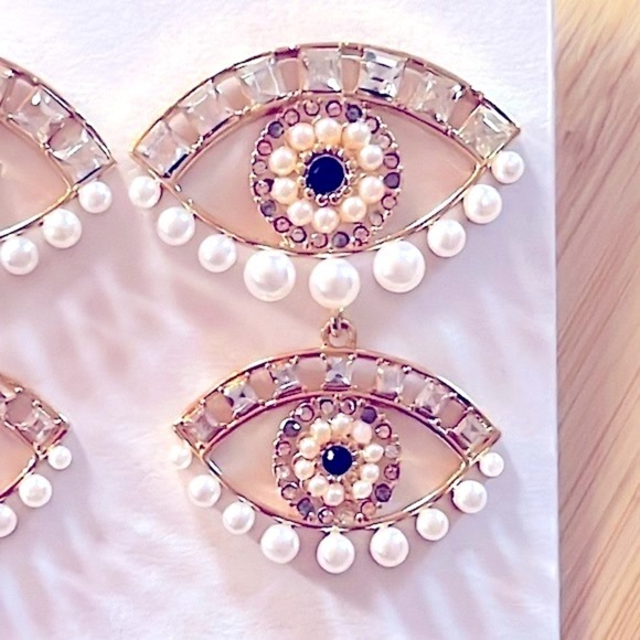 Brand New BaubleBar Evil Eye Beaded Pearl Rhinestone Gold Tone Drop Earrings - Picture 5 of 12